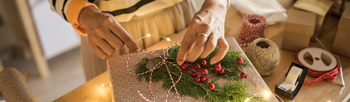 Danke sagen zu Weihnachten mit Werbegeschenken von Saalfrank Qualitäts-Werbeartikel