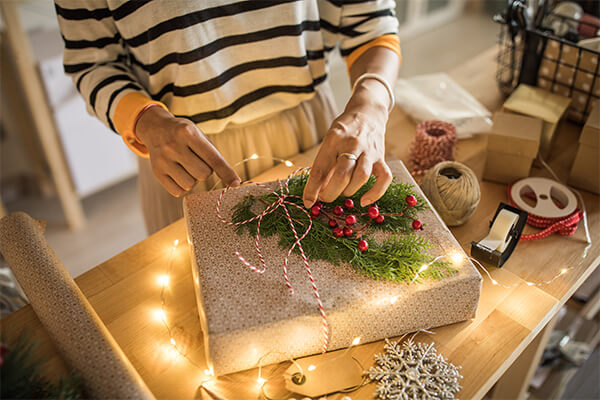 "Danke" sagen mit Werbegeschenken zu Weihnachten bei Saalfrank - Qualitäts-Werbeartikel